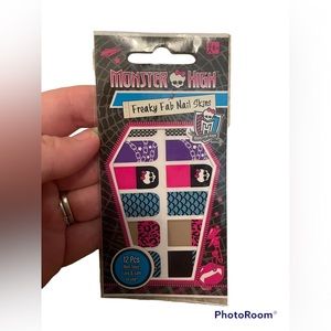 Monster High 12Pcs Freaky Fab Nail Skins Brand New Ages 6+